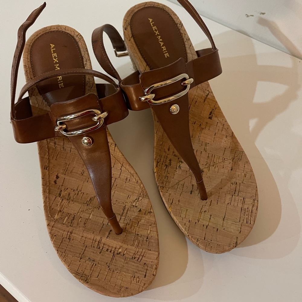 Women’s brown sandals wedge